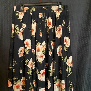 Skirt new with tags